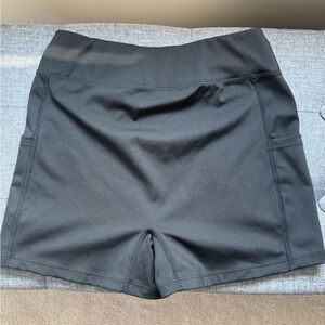 HALARA high waisted biker shorts